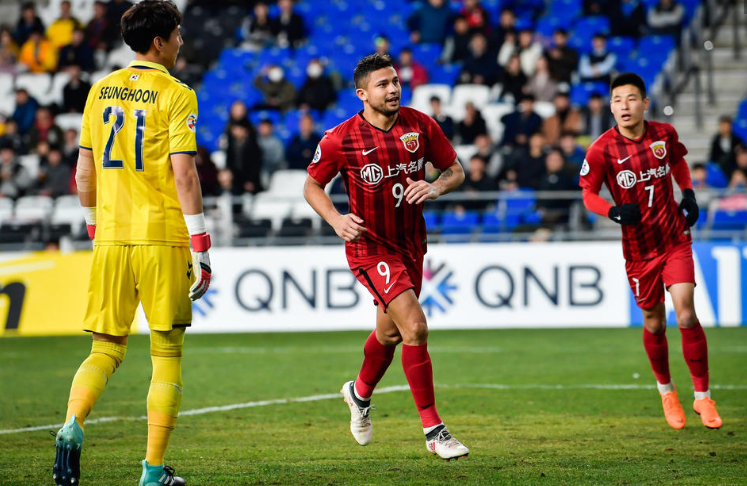 日本羽毛球队横扫中国羽毛球队,陶菲克打破历史纪录的简单介绍 日本羽毛球队横扫中国羽毛球队,陶菲克打破历史纪录的简单介绍