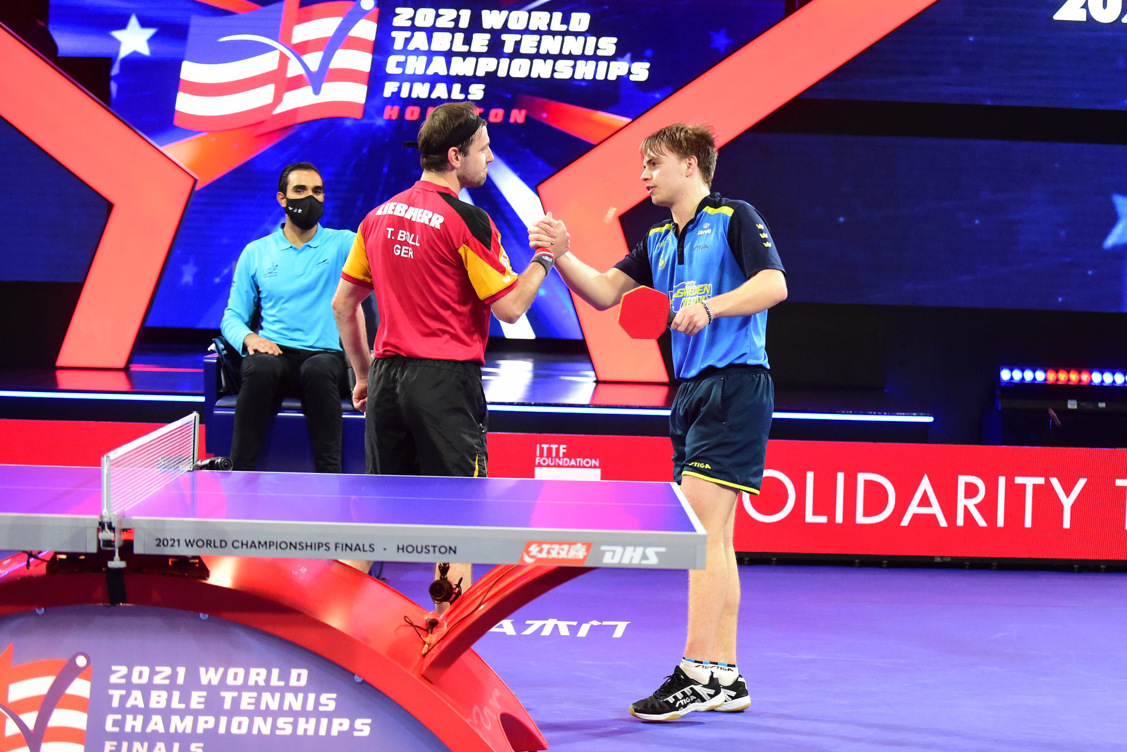 关于英国乒乓球队绝地反击韩国乒乓球队，波尔送出助攻的信息