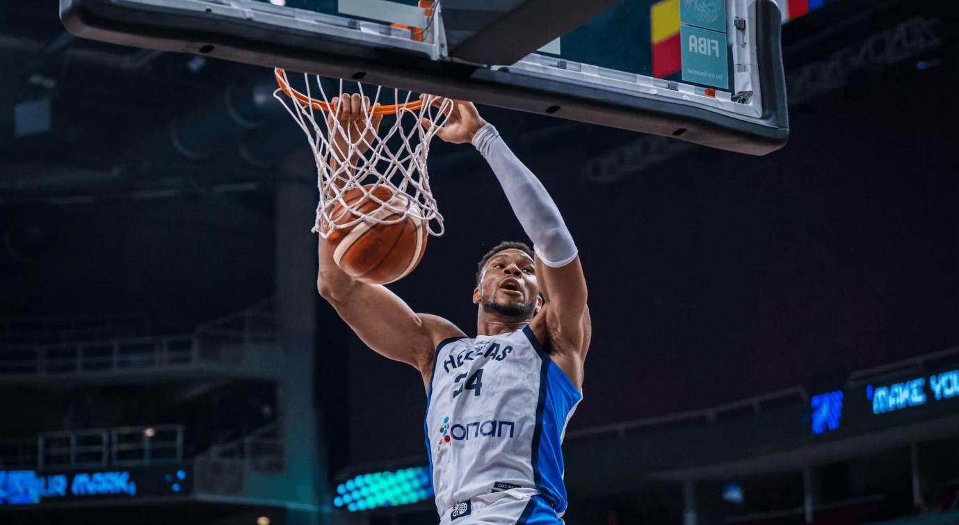 希腊男篮轻取勇士，字母哥完成帽子戏法的简单介绍