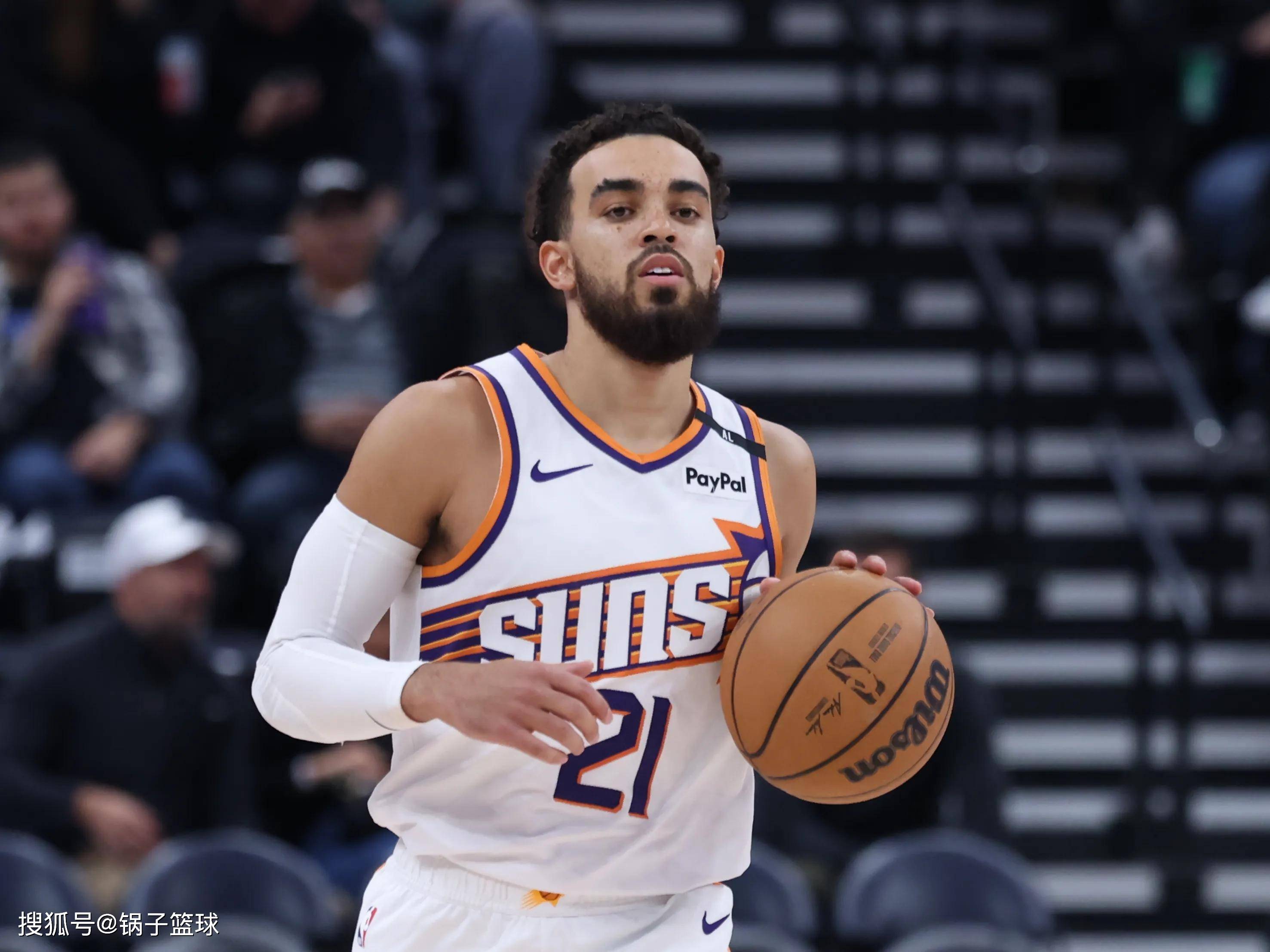 尼日利亚男篮横扫勇士，保罗爆发神勇