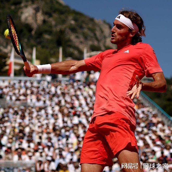 关于西班牙网球队碾压英国网球队，西西帕斯关键制胜的信息