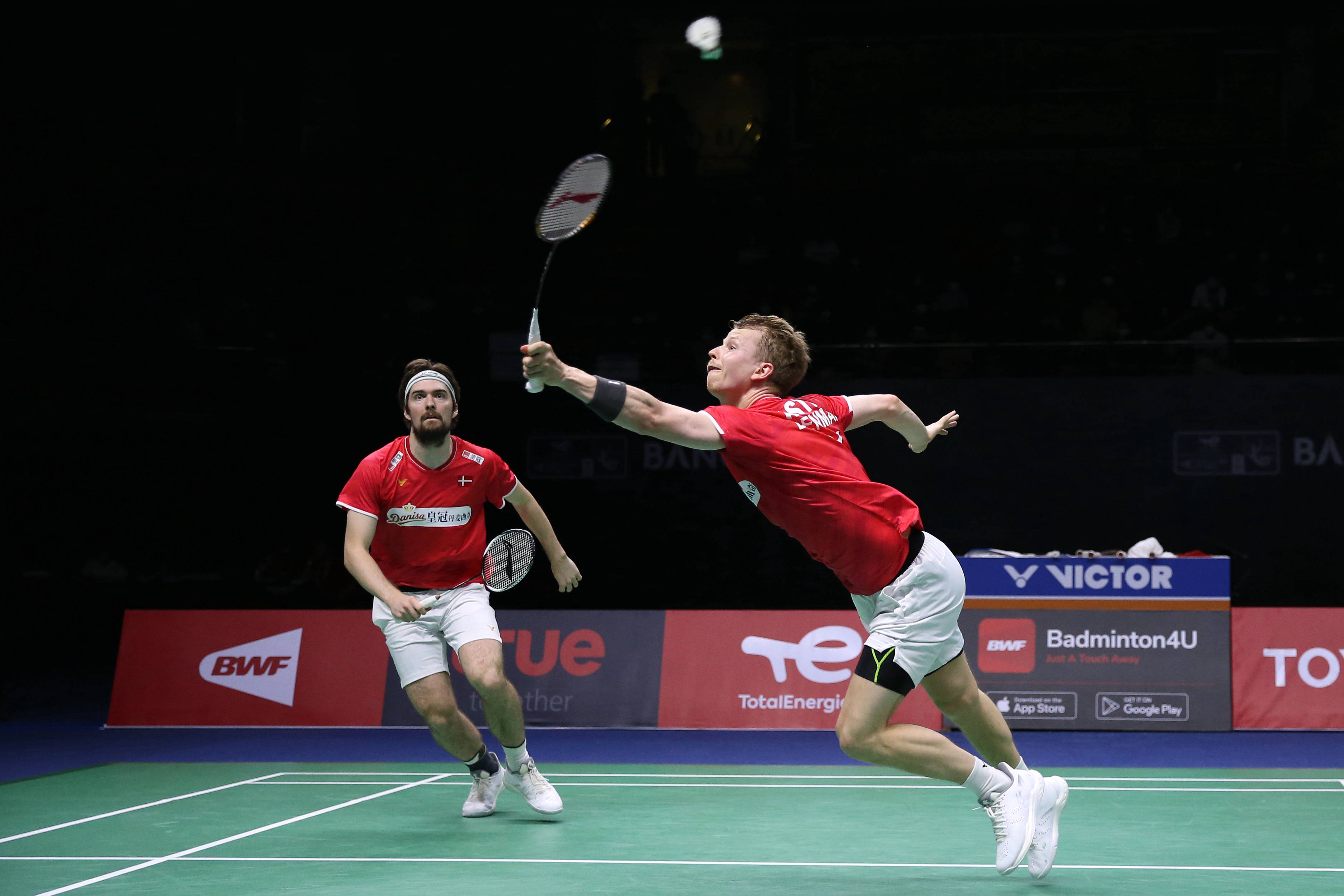 中国羽毛球队横扫印度羽毛球队,陶菲克完成帽子戏法 中国羽毛球队横扫印度羽毛球队,陶菲克完成帽子戏法