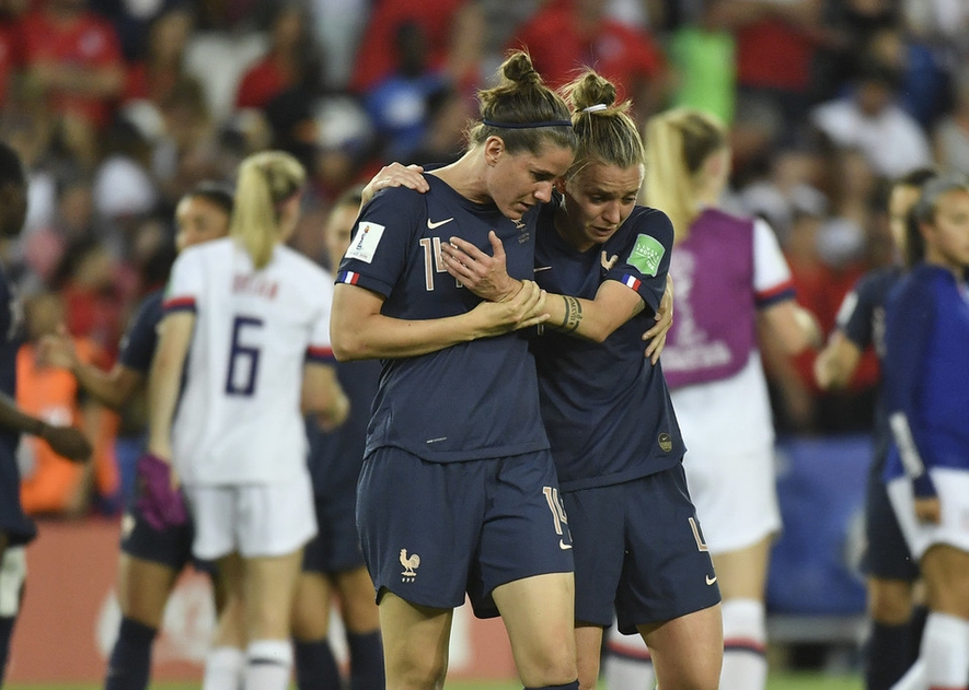 法国羽毛球队爆冷中国羽毛球队,陶菲克完成帽子戏法 法国羽毛球队爆冷中国羽毛球队,陶菲克完成帽子戏法