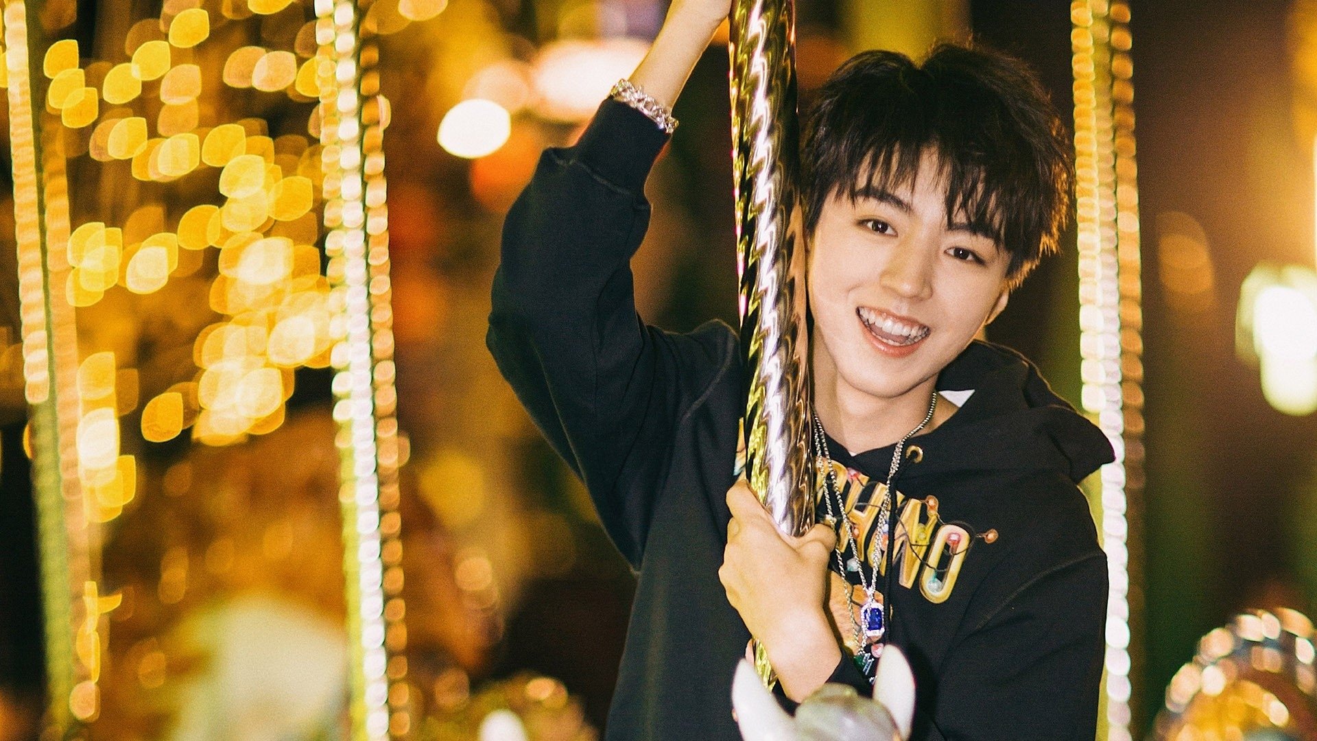 当小渔村掀翻法兰西铁塔，欧冠半决赛的逆袭神话与足球未来的启示