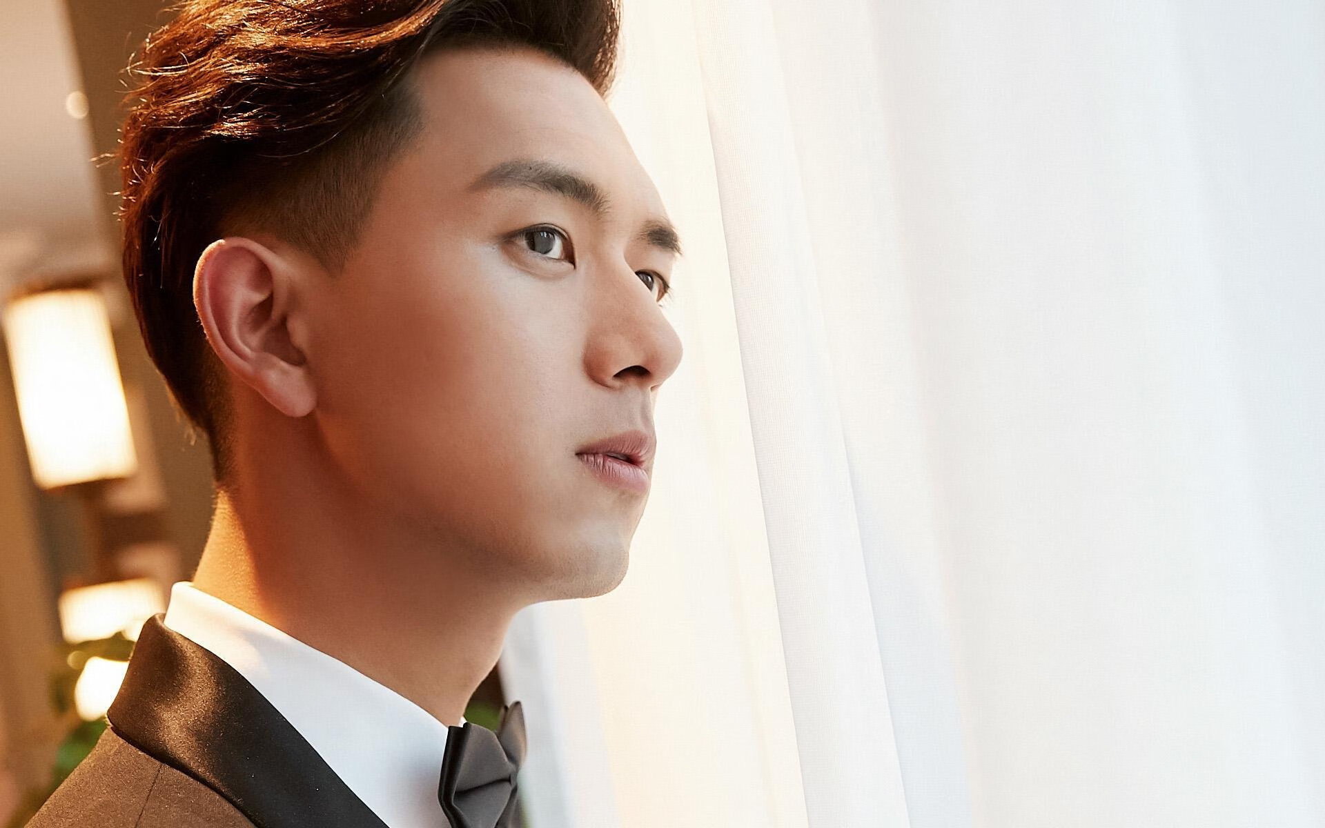 美加墨世界杯之夜，无眠城市的绿茵暗涌