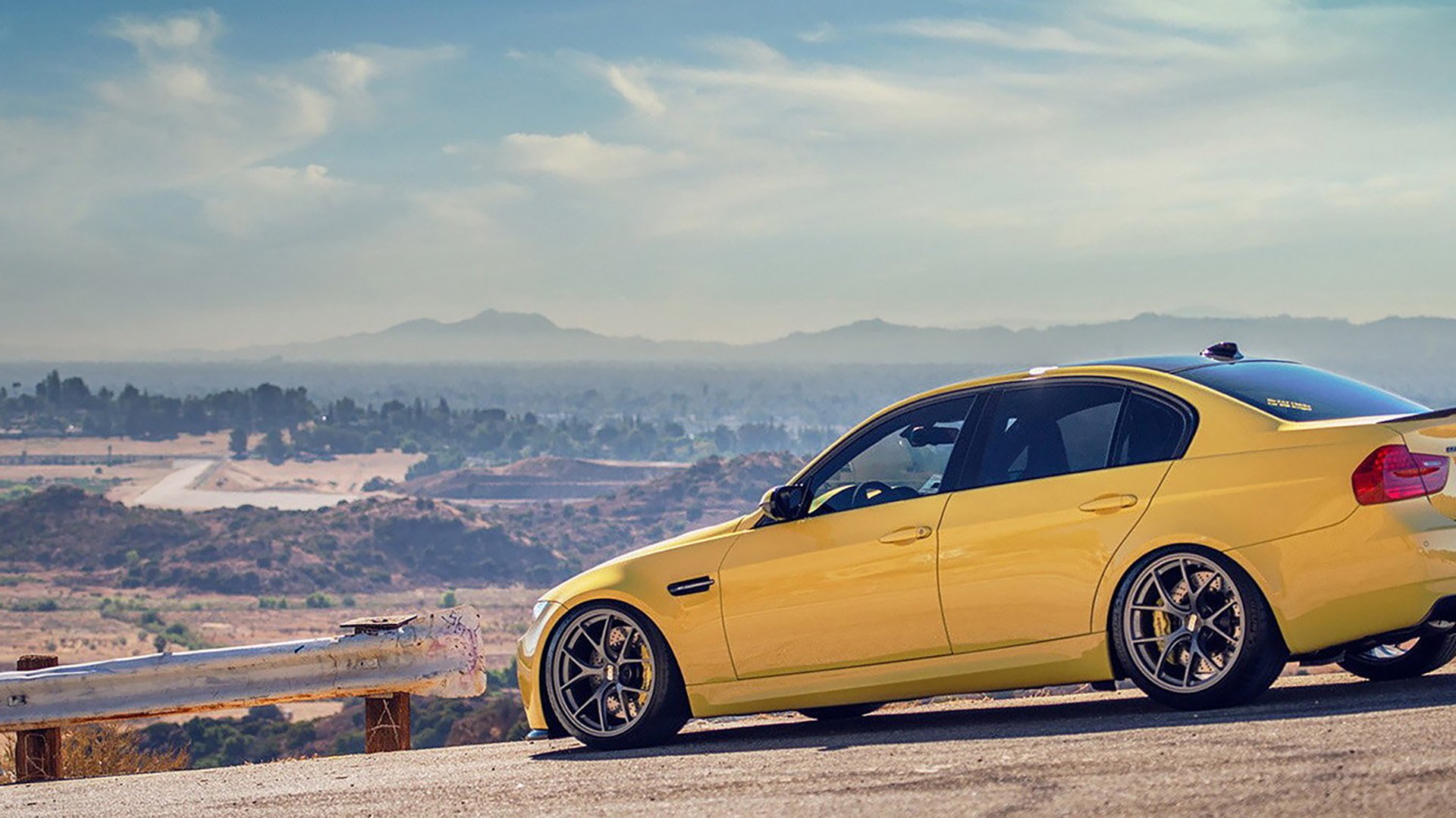 硬仗淬炼真金!马德里竞技逆转取胜西班牙德比,卡马文加狂奔突破打爆防线